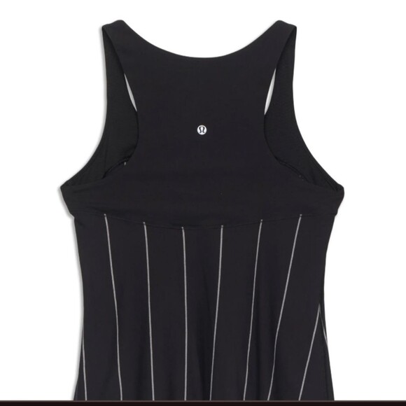 Lululemon Run First Base tank black white stripe *8* - Picture 2 of 7